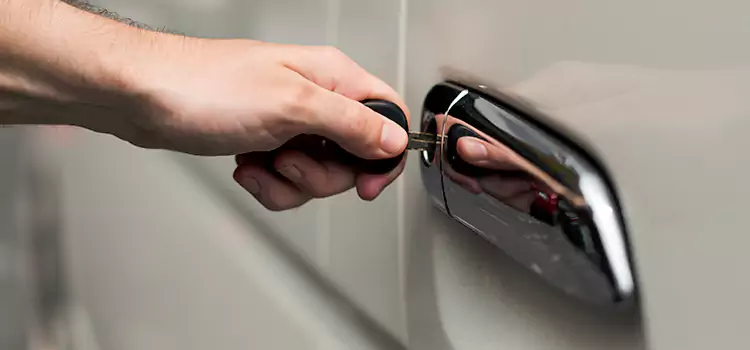 Why Choose Our Auto Locksmith Team in Brossard, QC?