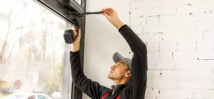 Why Choose Us for Your Door Closer Needs in Brossard