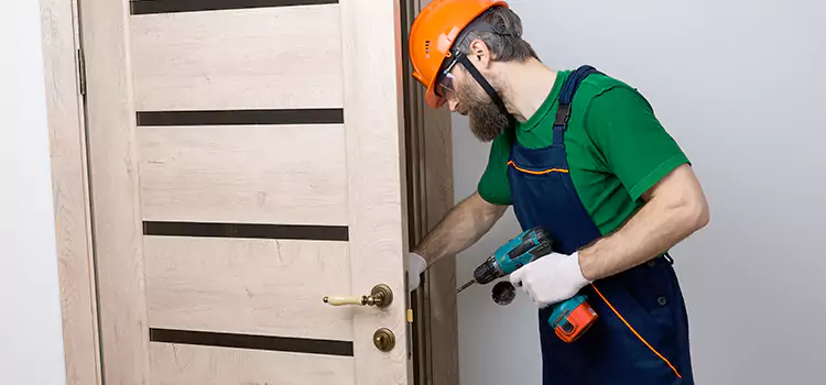 Replace Internal Door Handle with Lock Brossard